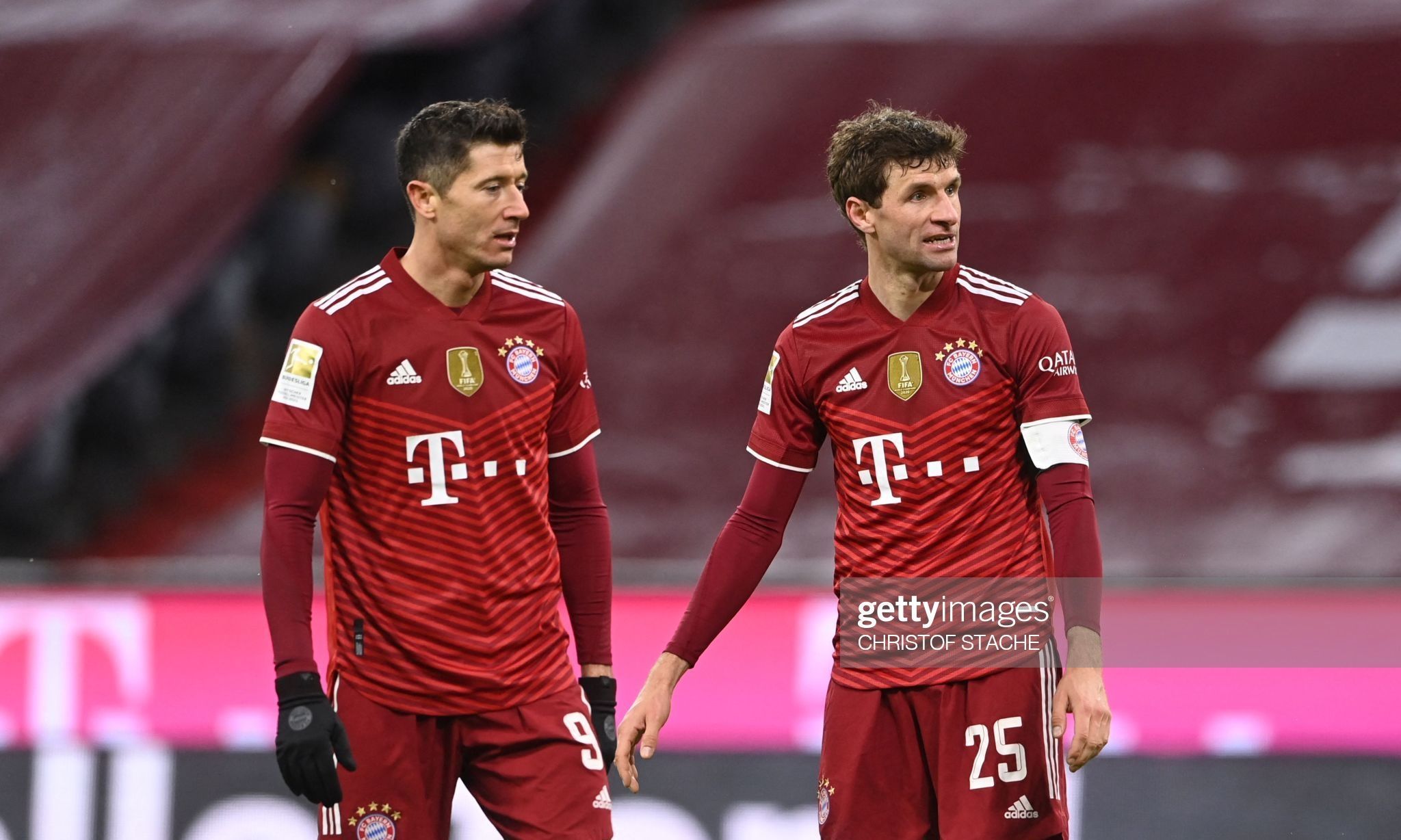 精华眼部护理液海报设计_新品眼霜海报设计公司