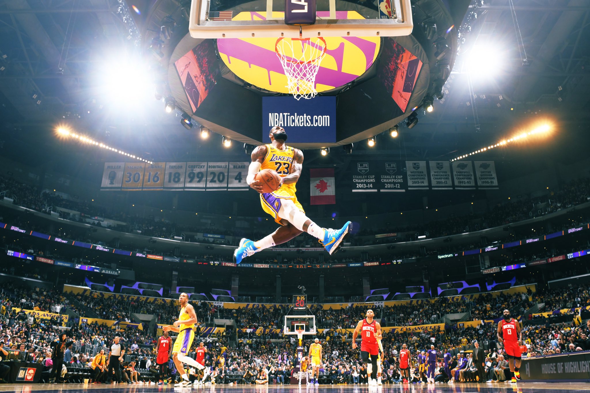 东莞政府单位海报设计